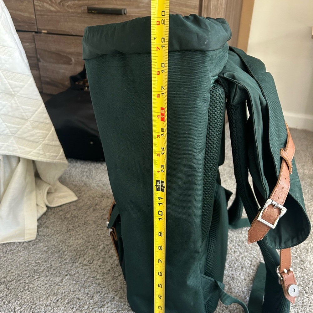 Herschel Supply Company Forest Green and Tan Large Backpack - Picture 8 of 9